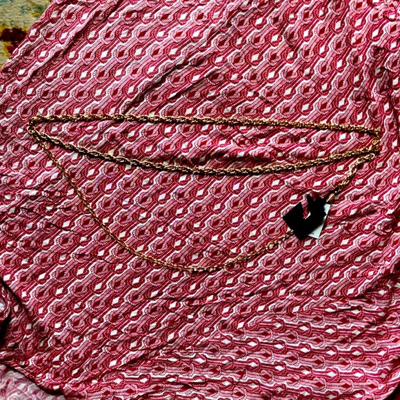 NWT Express Elegant Gold Chain Belt SZ M/L Chain accent belt, brand new - Picture 2 of 9